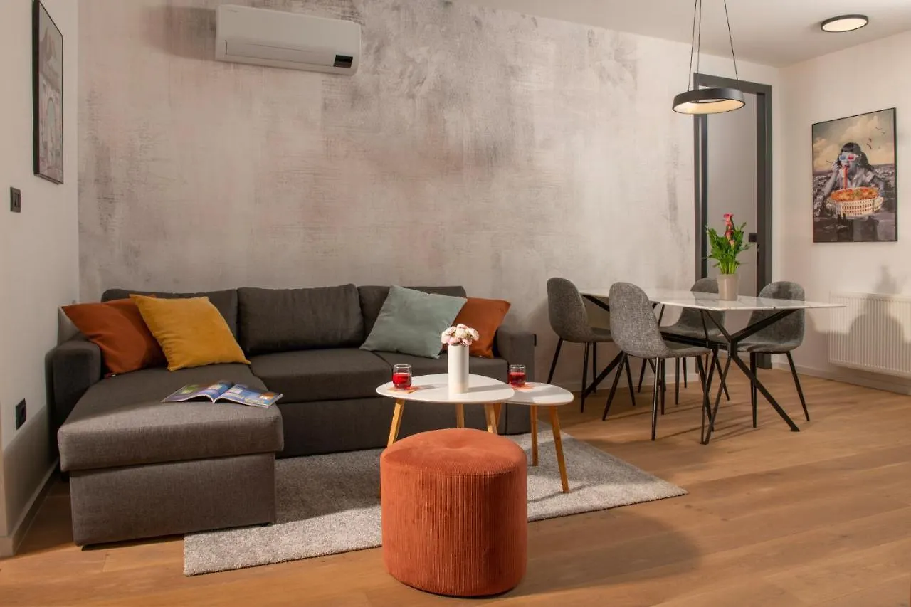 Apartamento Family & Friends Pula With Free Parking
