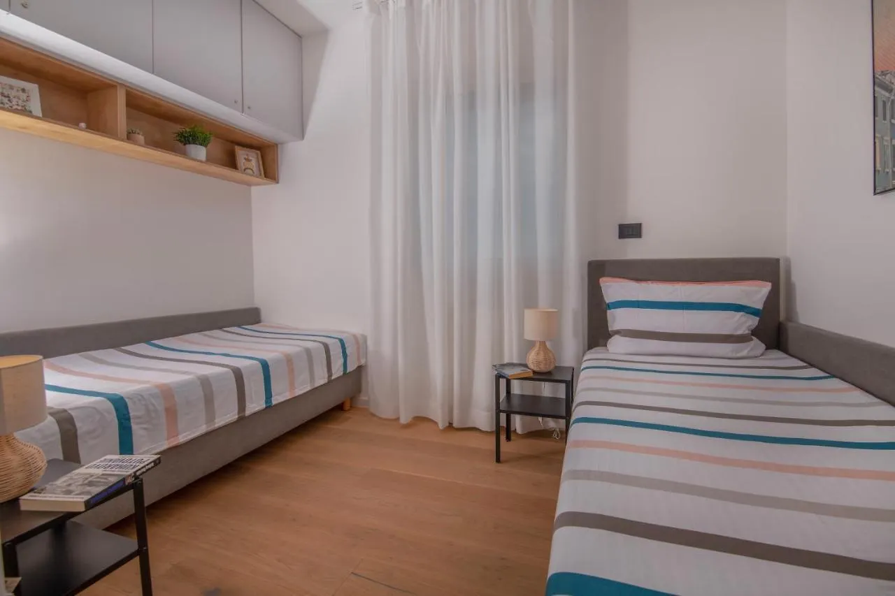Apartamento Family & Friends Pula With Free Parking 0*,